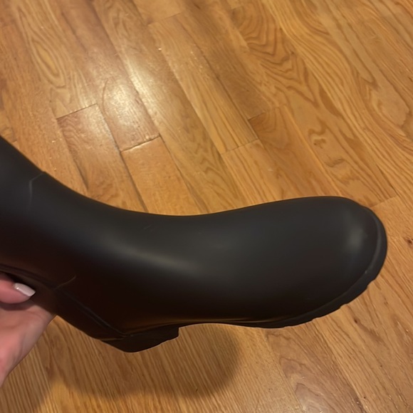 HUNTEE BLACK MATTE RAIN BOOTS 9 - Picture 7 of 8
